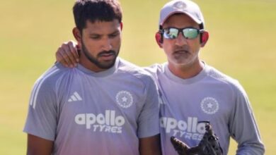 Photo of गुवाहाटी में बल्लेबाजी फेल होने पर हुई गंभीर की आलोचना