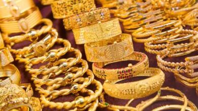 Photo of सोने में हल्की गिरावट तो चांदी की चमक हुई तेज