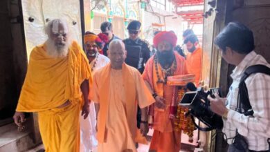 Photo of मुख्यमंत्री योगी आदित्यनाथ अयोध्या में, राष्ट्रपति दौरे की तैयारियों का लिया जायजा