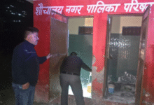 Photo of चारधाम यात्रा से पहले देर रात अधिकारियों का एक्शन; ओवररेटिंग, अवैध गैस सिलिंडर पर की कार्रवाई