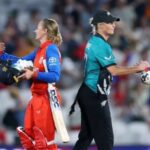 Photo of NZ W vs ENG W: इंग्लैंड ने न्यूजीलैंड को रौंदकर सेमीफाइनल में बनाई जगह