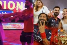 Photo of खास टी-शर्ट पहनकर Virat Kohli ने Anushka Sharma का हाथ थाम किया रोमांटिक डांस